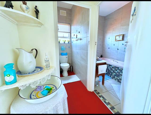 2 BEDROOM APARTMENT FOR SALE IN SCOTTBURGH CENTRAL